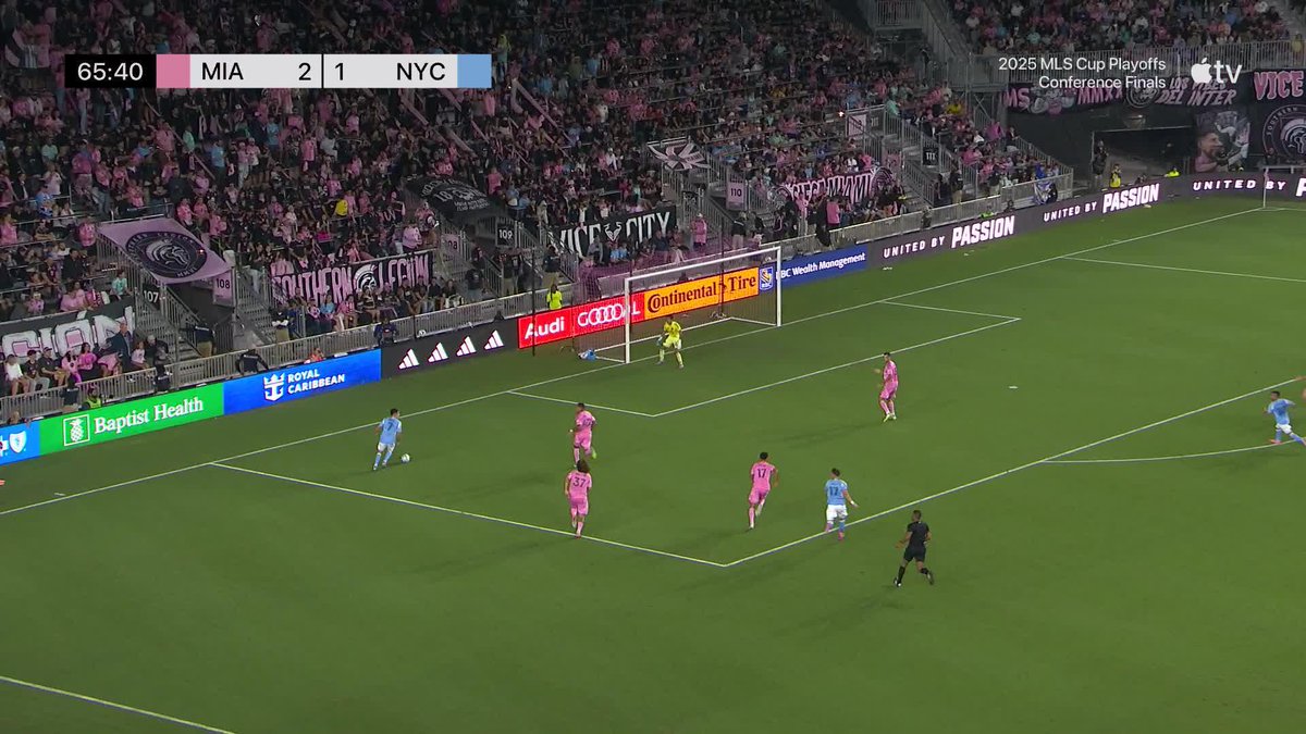 Rocco Rios Novo with the sensational stop 🚫 📺 Apple TV: // Audi MLS Cup Playoffs