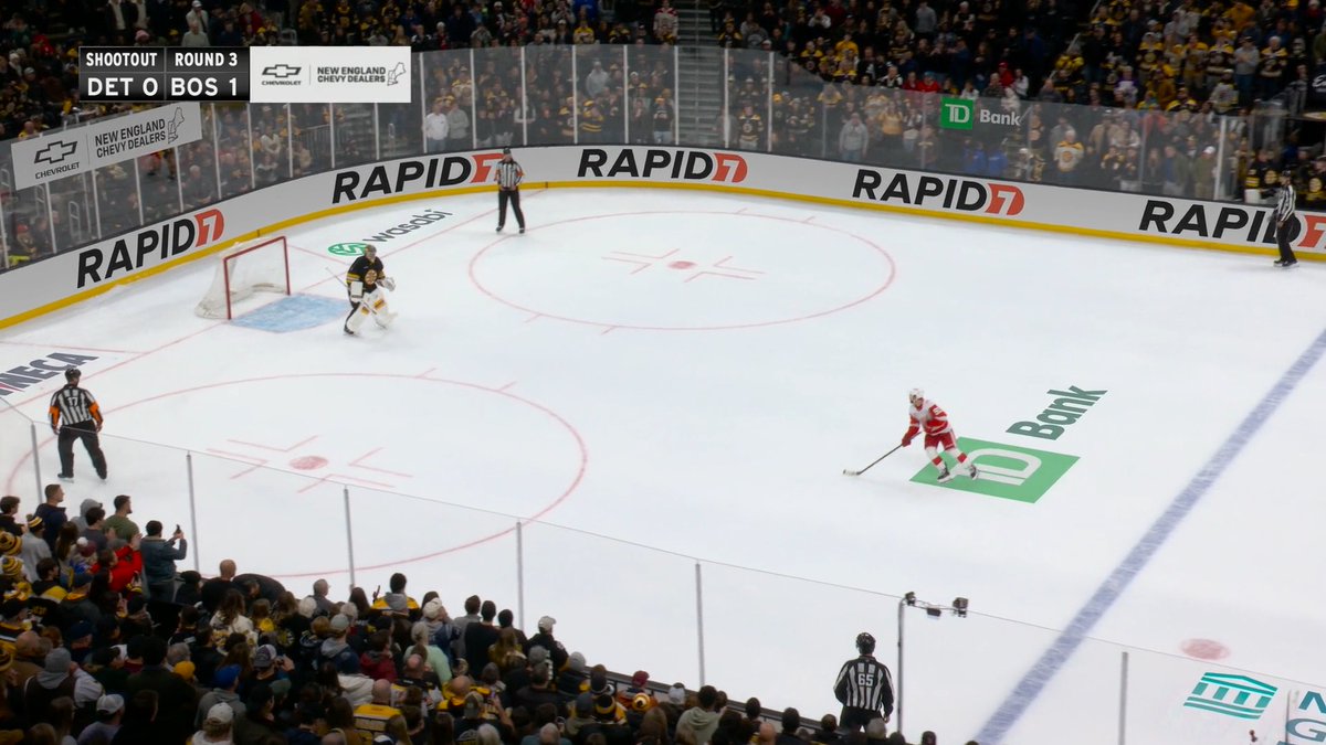 SWAYMAN STOPS ALL THREE IN THE SHOOTOUT! 🐶 THAT'S A BRUINS WIN, BABY! 🐻