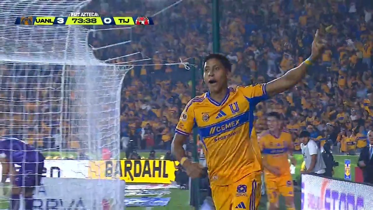¡Enorme jugada de Lainez y Ozziel atento para hacer el cuarto de la noche!