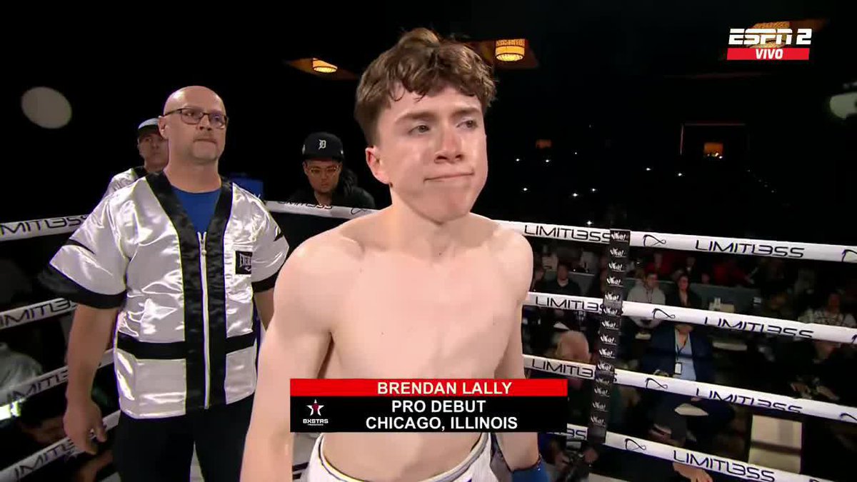 ¡LA PRIMERA CAMINATA COMO PROFESIONAL! Jimuel Pacquiao realizó su primer recorrido y estuvo acompañado de su padre, Manny Pacquiao. 🥊🔥