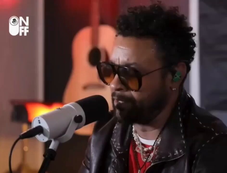 Asla yaşlanmayan Shaggy ve asla eskimeyen o şaheser şarkısı 👇