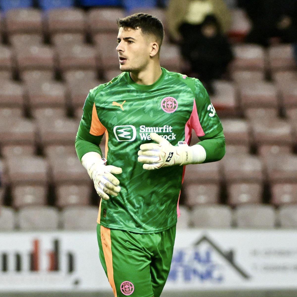 🛑 A number of vital stops from Sam yesterday! 🧤 #wafc 🔵⚪️