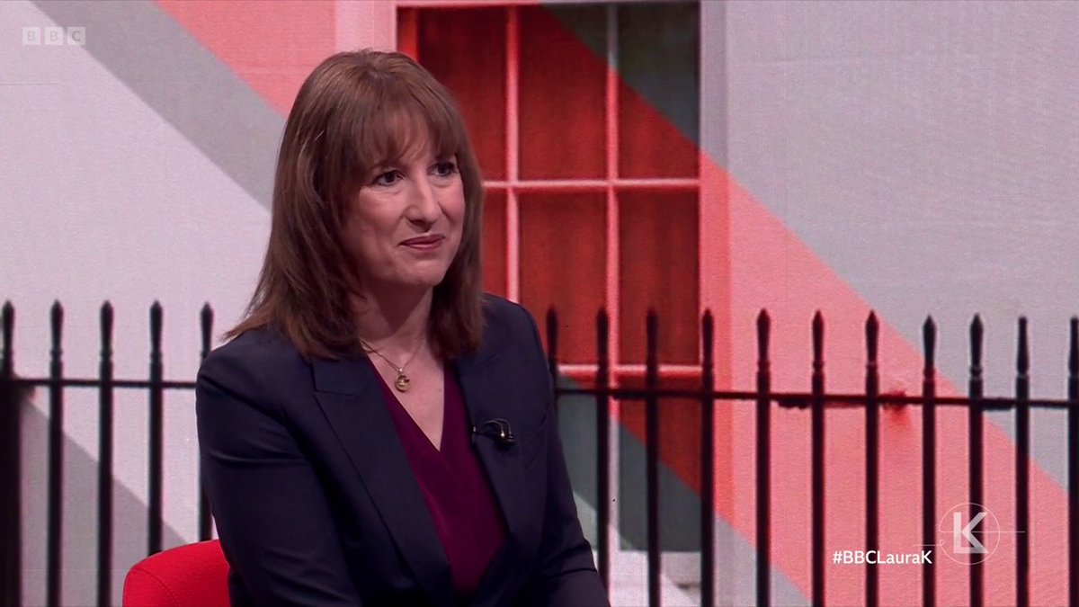 “I was a bit uncomfortable listening to that” Chancellor Rachel Reeves criticises Conservative leader Kemi Badenoch’s Budget response and says people should focus on “policies, not personalities” #BBCLauraK