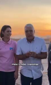 Michelle Bolsonaro estar no Ceará não é turismo, não é fuga, não é insensibilidade. É estratégia. Hoje, entre as cidades mais perigosas do Brasil, várias estão no Ceará. E quem está lá, enfrentando o sistema de frente, é o senador Eduardo Girão, candidato ao governo e Michelle é peça fundamental nesse tabuleiro. Além disso, ela tem raízes no Ceará, conhece a realidade local e tem força para mobilizar pessoas onde muitos não têm coragem de pisar. Enquanto alguns querem vê-la trancada em casa chorando, ela faz o oposto: age. Porque ficar chorando não resolve nada. Só piora. E é justamente por saber disso que essa família segue firme, mesmo sob ataques diários. Eles não são feitos de fragilidade são feitos de guerra, de propósito e de resiliência.