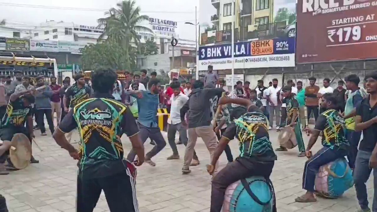 Coimbatore AJITH Fans Are Always In Beast Mode When It Comes To Celebrations..🥁💥 #AttagasamReRelease