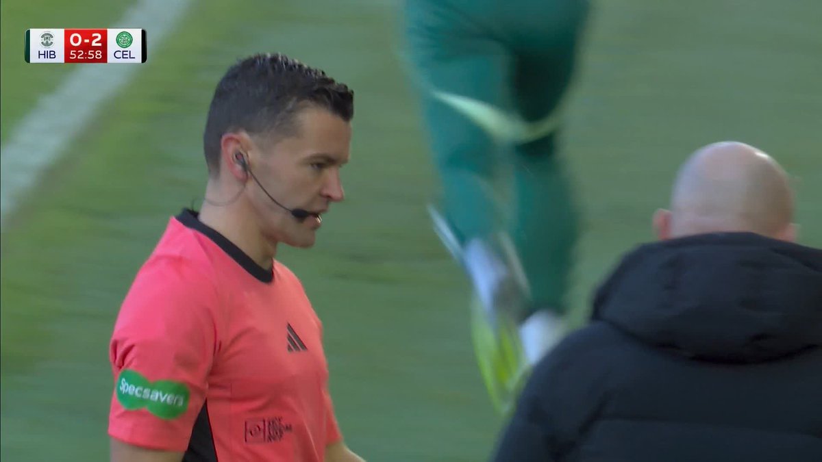 🎙️ “I think it’s harsh…” The handball incident which led to Hibs being awarded a penalty ⤵️
