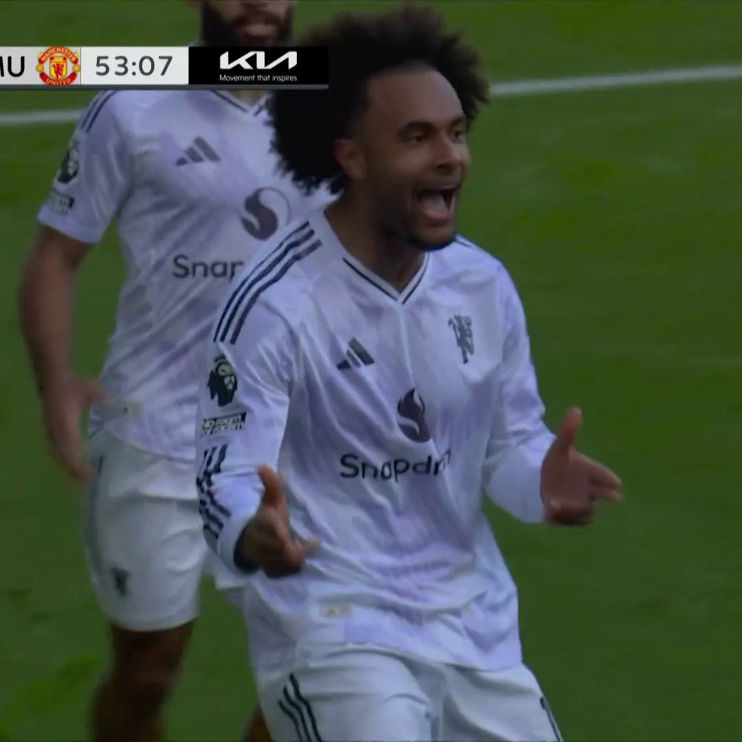 Joshua Zirkzee's first Premier League goal in 364 days levels it for Man United! 💥