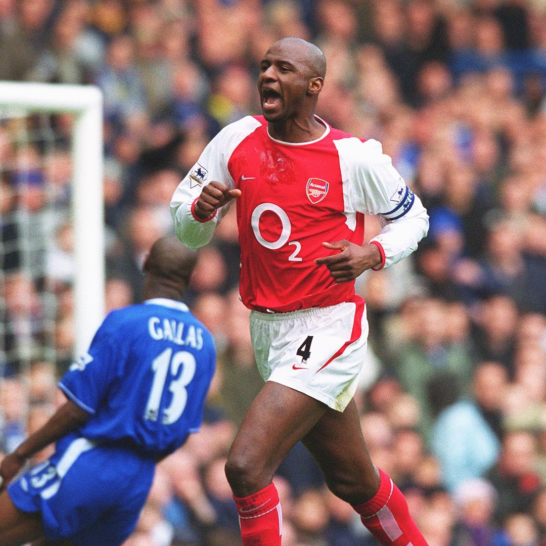 📐 Inch-perfect pass 😎 Cool finish Patrick Vieira latches onto Dennis Bergkamp's audacious assist during the Invinicibles' 2-1 win over Chelsea from 2004 📆