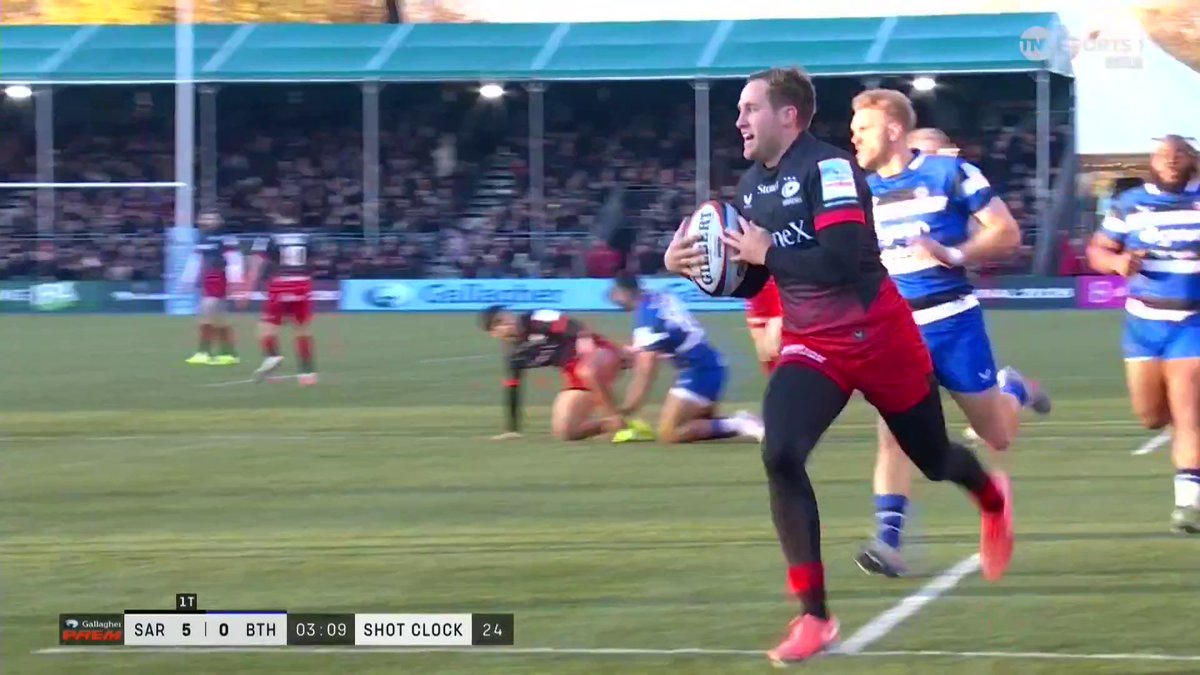 A fast start as Max Malins finishes a lovely team move for Saracens Rugby Club 👌 📺 TNT Sports &amp; discovery+ UK