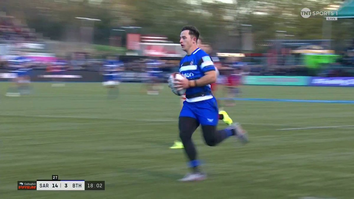 Trademark Henry Arundell! 💨 Nobody catches him ⚡️ 📺 TNT Sports & discovery+ UK