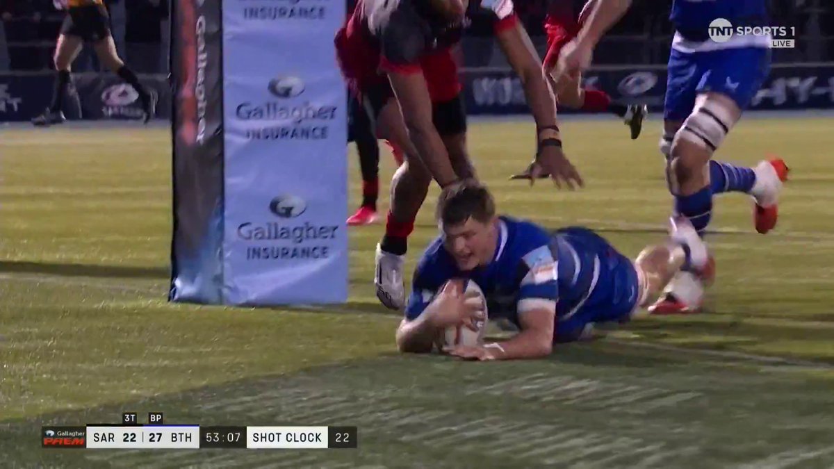 Rugby, but make it art ๐ผ๏ธ Vintage Bath Rugby, from one end to the other ๐ ๐บ TNT Sports & discovery+ UK