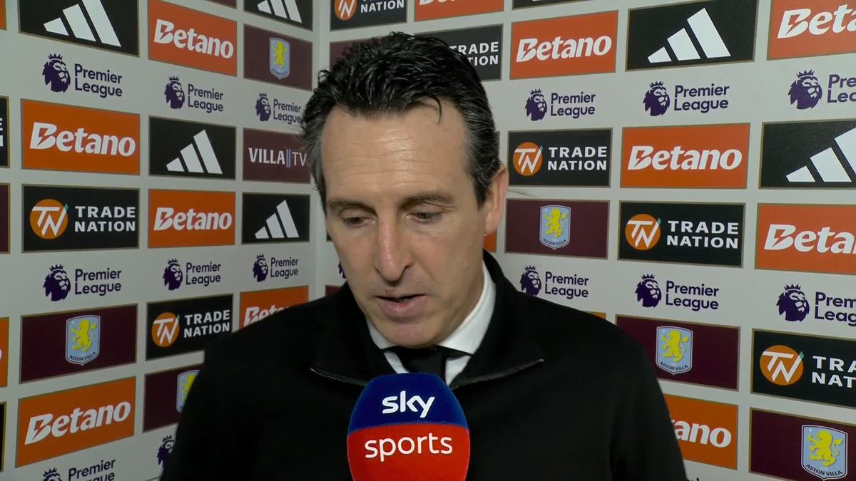 Unai Emery reacts to Aston Villa's performance against Wolves 🟣