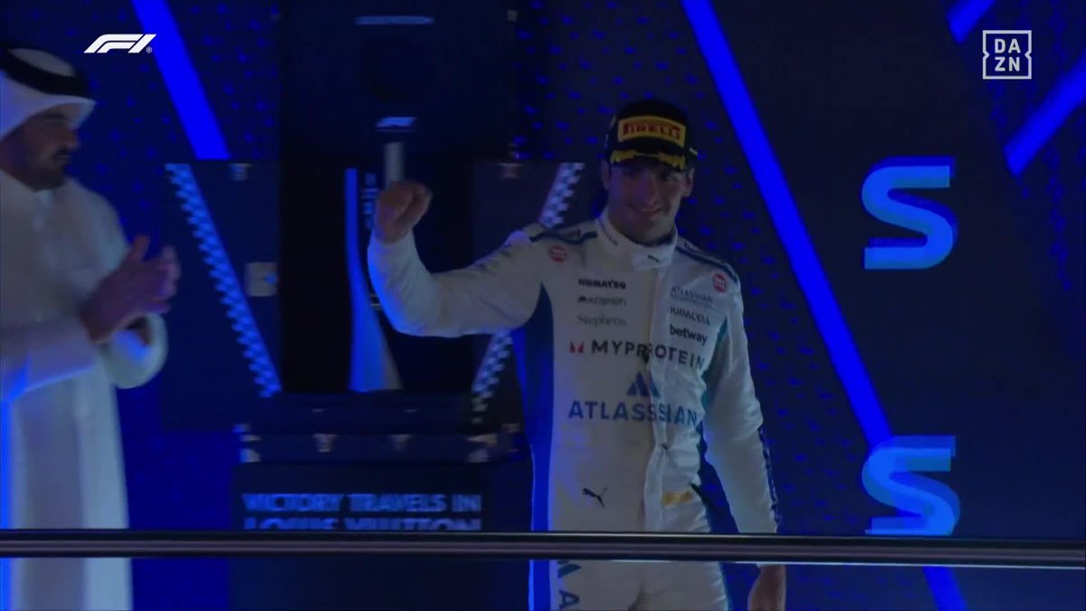 Qué bonito es ver a Carlos Sainz ahí #CatarDAZNF1 🇶🇦