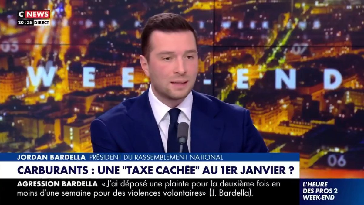 Si demain nous sommes à la tête du pays, nous ferons de l'énergie un bien de première nécessité, en abaissant la TVA de 20% à 5,5% sur le fioul, le gaz, l'électricité et les carburants, et nous ferons en sorte de récupérer un prix français de l'énergie.