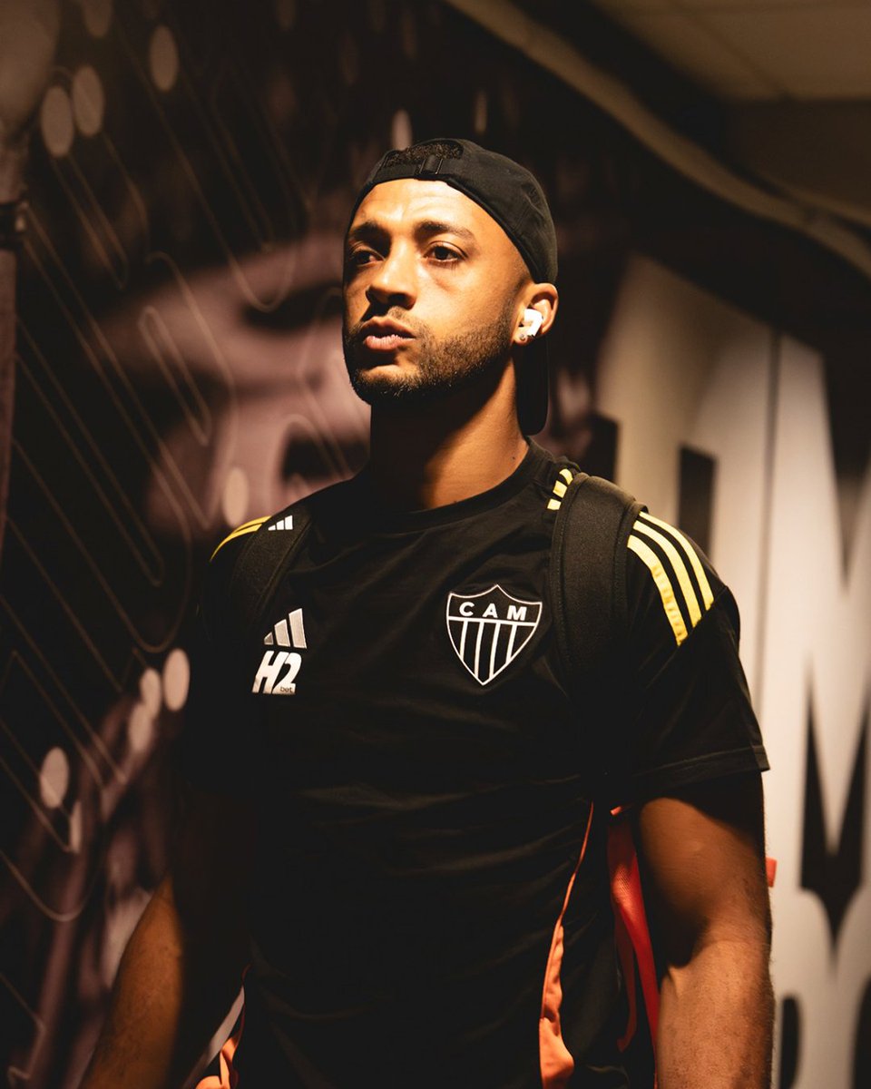 Por um grande jogo, chegamos! 🏟️⚔️👊🏽 #VamoGalo #FORxCAM
