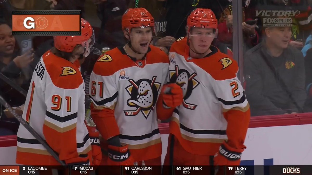 THE @ANAHEIMDUCKS SCORE 15 SECONDS IN! 🦆