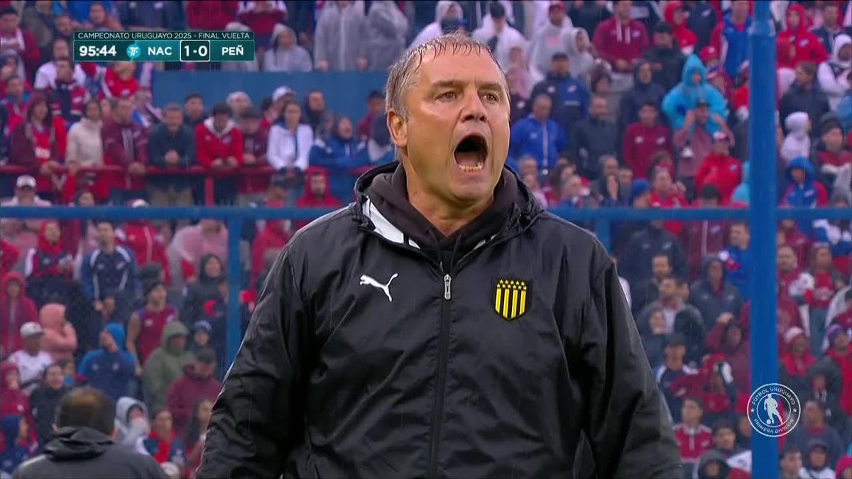 "PEÑAROL NOMA', VAMOS" ¡ASÍ FESTEJÓ DIEGO AGUIRRE EL GOL ANULADO DE NACIONAL VS. PEÑAROL EN LA FINAL DEL CAMPEONATO URUGUAYO! 📺 #DisneyPlus Plan Premium