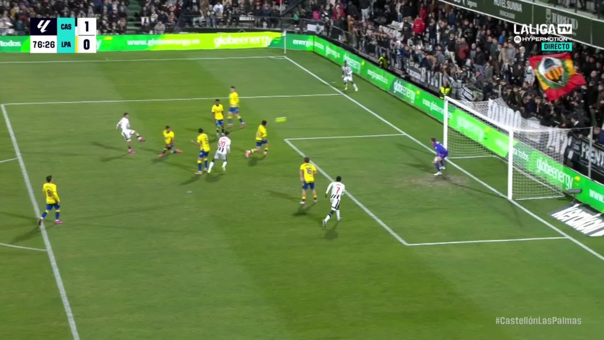 EL SUERO DE LA ALEGRÍA 🫨💥 Israel Suero pone la música y el CD Castellón duerme en play-off 😴🔥 Todo el contenido con LALIGA, #LALIGAHYPERMOTION, el fútbol internacional, la NBA, la Liga Endesa, el mejor motor y mucho más 🔗 #CastellónLasPalmas