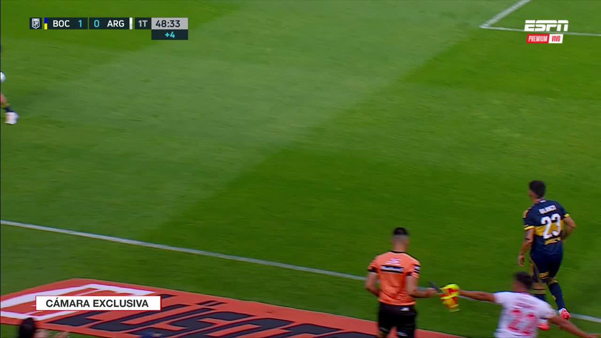 JAJA LE TIRABA LA BANDERITA A LA MIERDA AL LINEA NO.