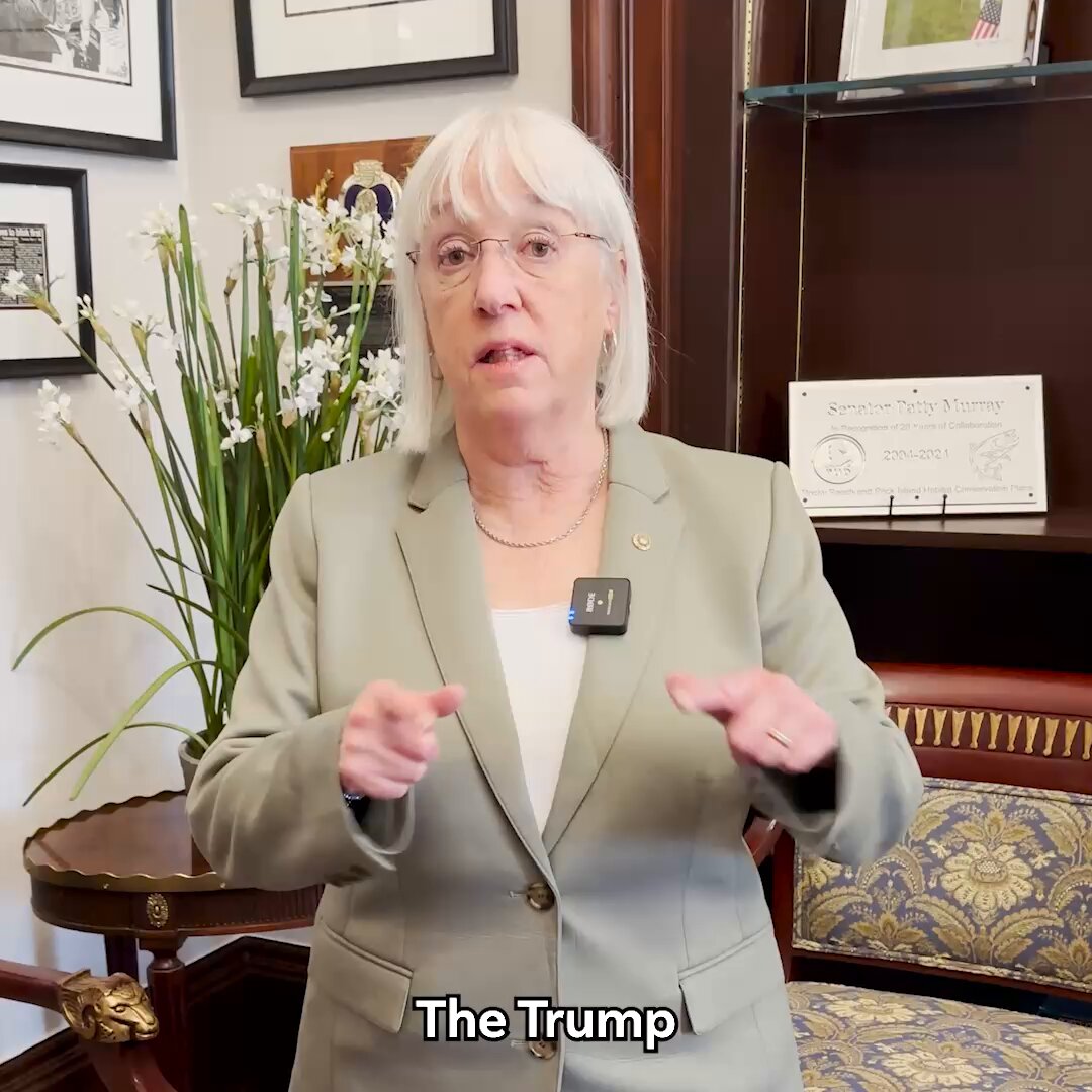 Just ahead of the holidays, the Trump administration ripped up new travel rules to rein in airlines and put money back in your pocket. If you’re watching this and your flight is delayed, spread the word: Trump is only looking out for the giant corporations.
