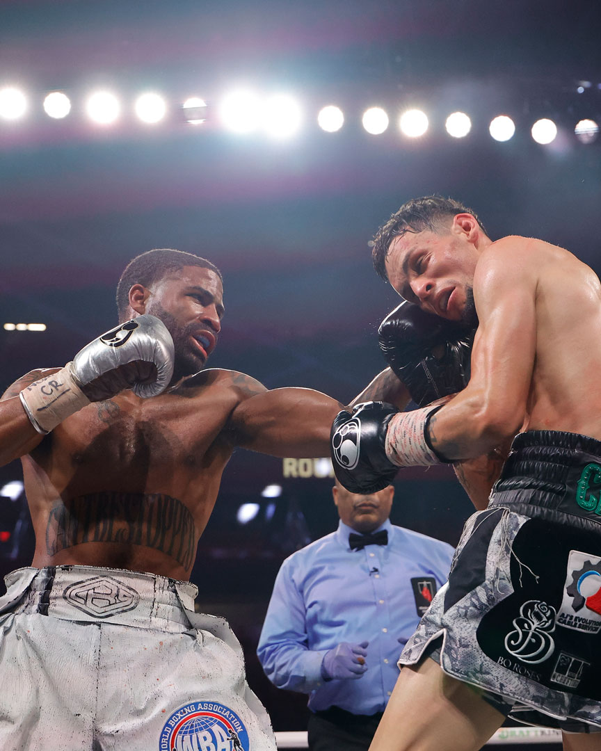 12/7 オシャキーフォスターとのスーパーフェザー級タイトル戦が迫るフルトン。 フルトンが3階級制覇したら胸アツ🔥
