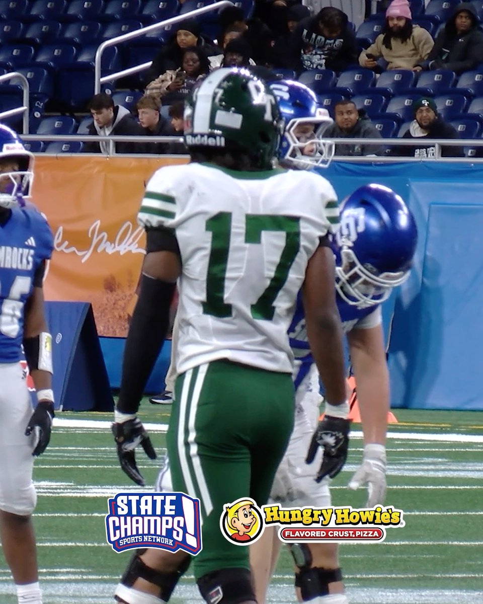 GIDEON GASH or RANDY MOSS🤔 3 Catches and 3 TD's for the Junior WR Gideon Gash😱 Delivered by Hungry Howie's 🍕