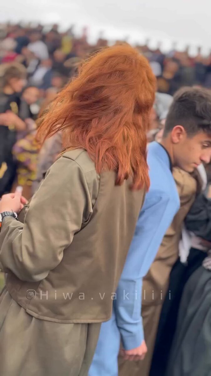 Kürt kimliğinin ve kültürünün en özgün en otantik hâlinin hâlâ diri diri yaşandığı yer Rojhilatê Kurdistanê. ROJ BAŞ.
