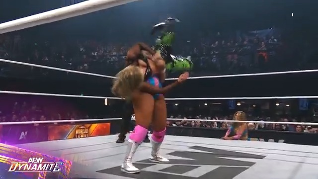 The Babes of Wrath (@WillowWrestle + @HarleyCameron_) defeated the Sisters of Sin (@SkyeByee + julia hart) to advance to the finals of the AEW Women’s World Tag Team Title Tournament! Watch the #AEWDynamite replay on @SportsOnMAX RIGHT NOW!