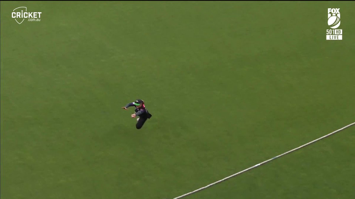 That is a BRILLIANT save from Dani Gibson! You've got to appreciate this fielding effort. #WBBL11