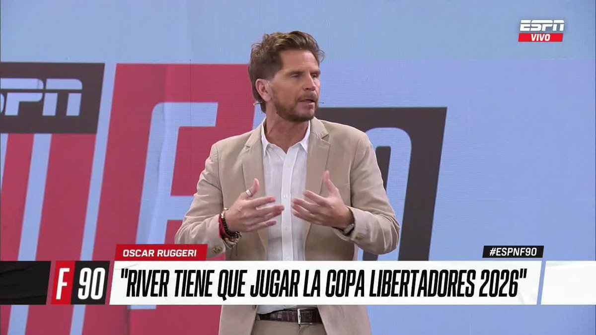 🗣️ "HAY QUE JUGAR LA LIBERTADORES" Oscar se vuelve a meter en el tema: Boca campeón para que habilite a River a clasificar. ¿QUÉ TAL? ▶ Mirá #ESPNF90 en el Plan Premium de #DisneyPlus