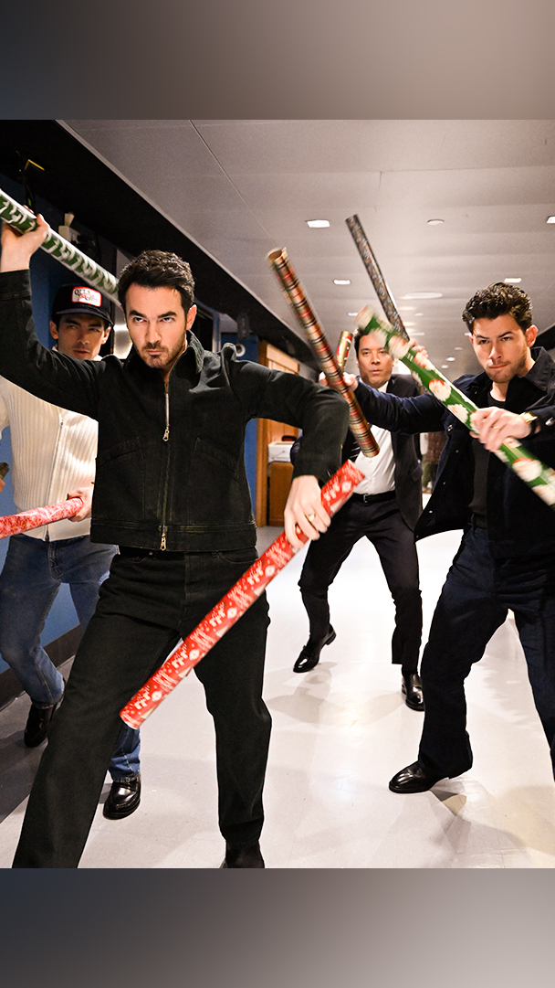 Waking everyone up to listen to our holiday songs because it’s December 1st Jonas Brothers #FallonTonight