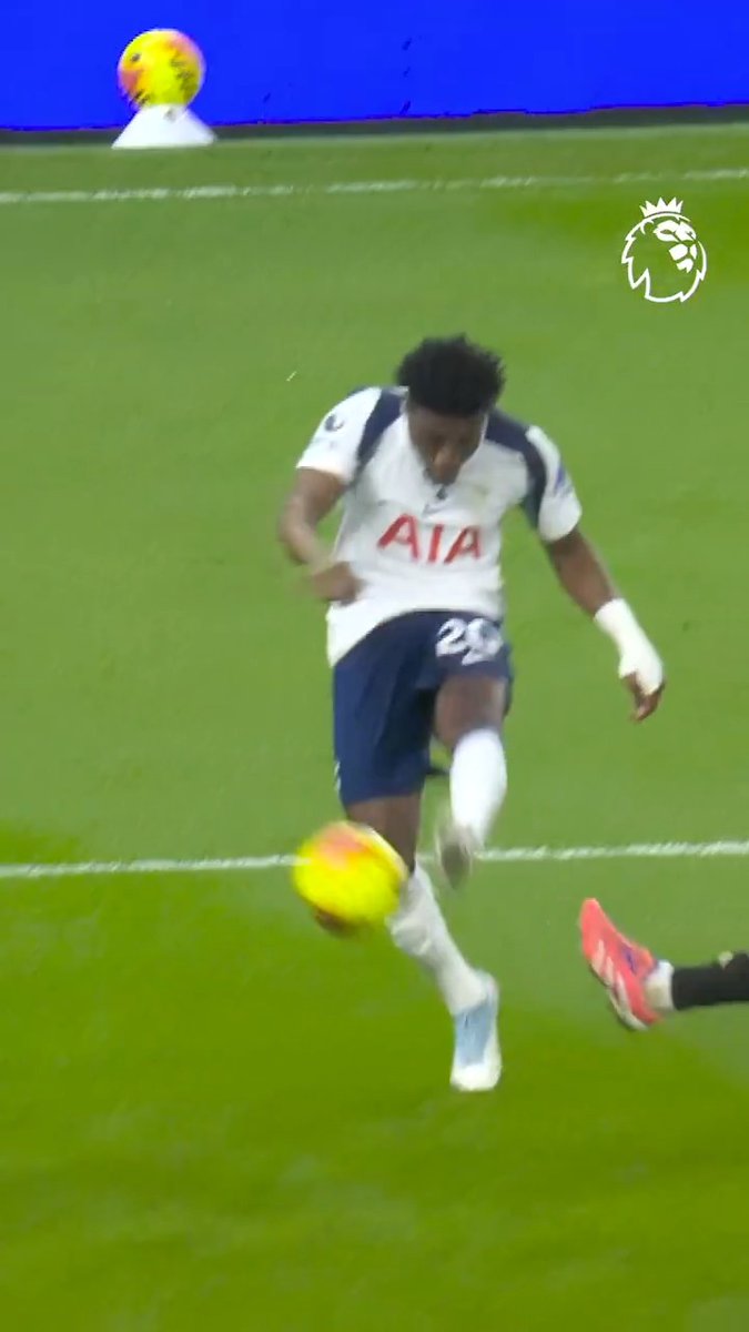 Chest. Strike. GOAL! 💥 Mo Kuku @spursofficial