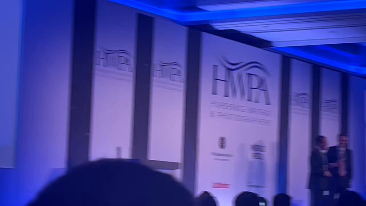 .Nick Luck named Broadcaster of the Year for a tenth time at the HWPA Awards this afternoon. He paid tribute to those who were also on the shortlist and everyone rose as one for John Hunt ❤️