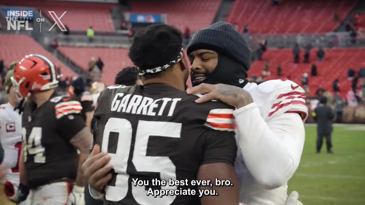 "You're the best to ever do it dude." Nothing but respect from the San Francisco 49ers to Myles Garrett 🙌 @InsideTheNFL Week 13 Mic’d Up on X