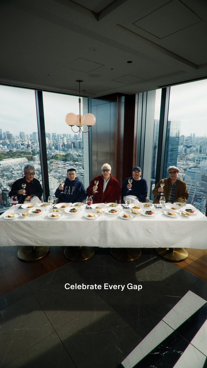 Gap Japan 30周年を記念して RIP SLYME が登場！ ​ シーズンを盛り上げるチェック柄やボアに、Gapのアイコニックなデニムやスウェットを組み合わせたホリデースタイルに注目！​ 詳細はこちら：
