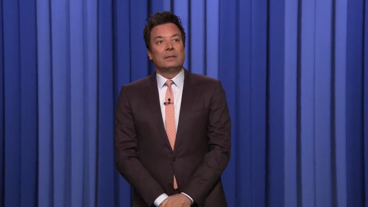 The White House holiday decorations have been unveiled, including a 120-lb gingerbread house. And just like the real White House, Trump demolished half of it in one weekend. #FallonTonight