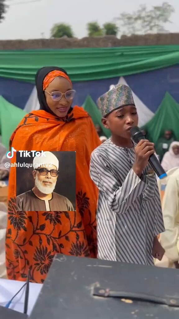 A child with the knowledge of the Qur'an 😍❤️🥰