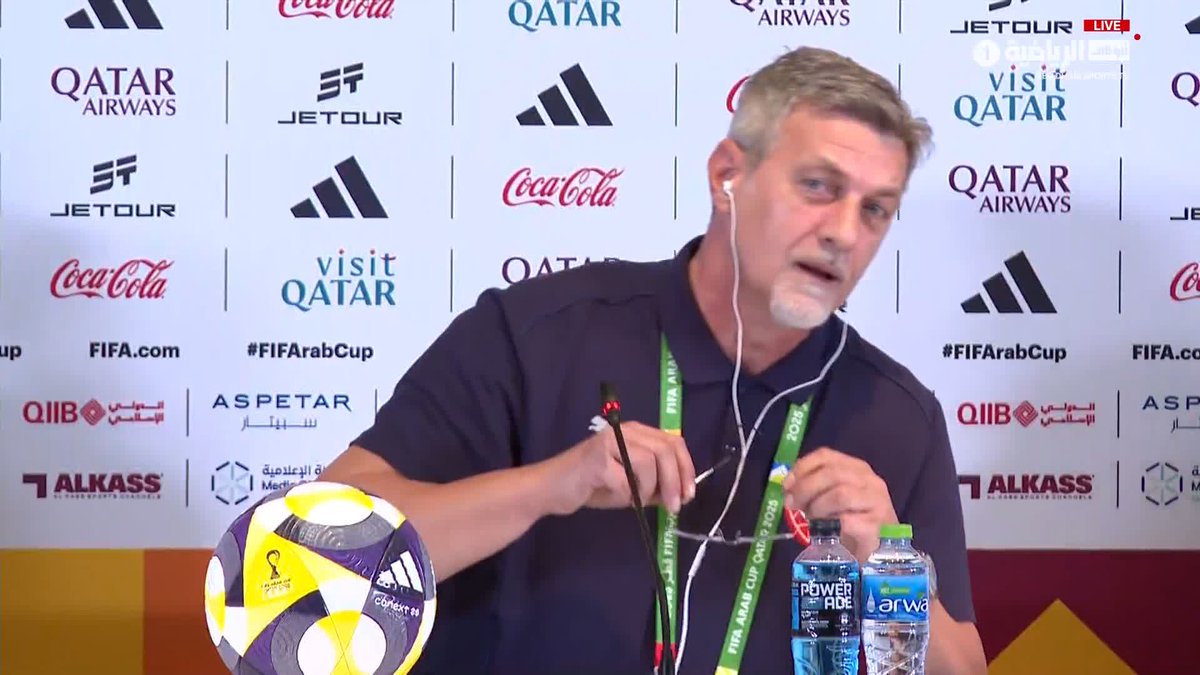 🗣️ في رد على سؤال صحفي عراقي: "لو كنت في مجموعتنا في تصفيات كأس العالم أمام السعودية واليابان.. أين ستكون الآن؟" دراغان تالاييتش - مدرب منتخب البحرين #كأس_العرب على #أبوظبي_الرياضية