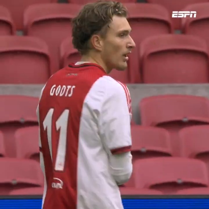 Mika Godts zet Ajax in lege ArenA op voorsprong 🇧🇪🏟️ #ajagro