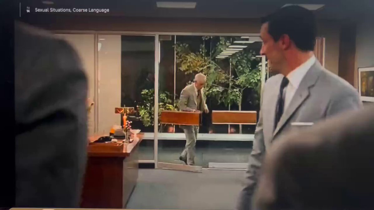Confirming that you can see a crew member adjusting Roger's puke stream in the new 4k rip of Mad Men on HBO Max.