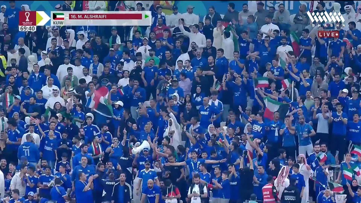 احتفالات في الأزرق 🆚 حزن بين الأحمر تباين ردود فعل الجماهير بعد هدف الكويت في مرمى مصر بـ #كأس_العرب_على_شاشا 🏆 شاهد الآن مجاناً وبدون تسجيل دخول 📺