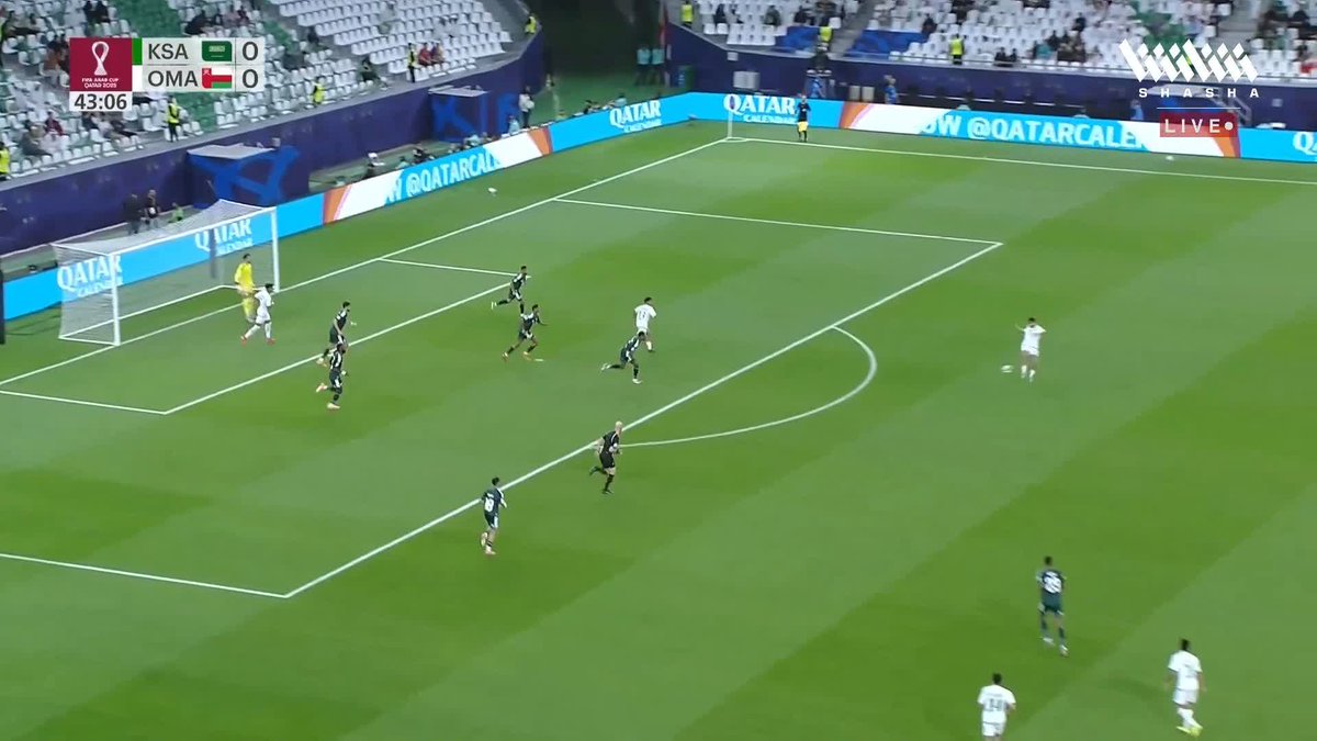 المنتخب العماني يسجل الهدف في شباك السعودية لكن يلغى بداعي التسلل 🇴🇲❌ تابعوا المباراة وباقي المواجهات في #كأس_العرب_على_شاشا 🏆💫 شاهد الآن مجاناً وبدون تسجيل دخول 📺
