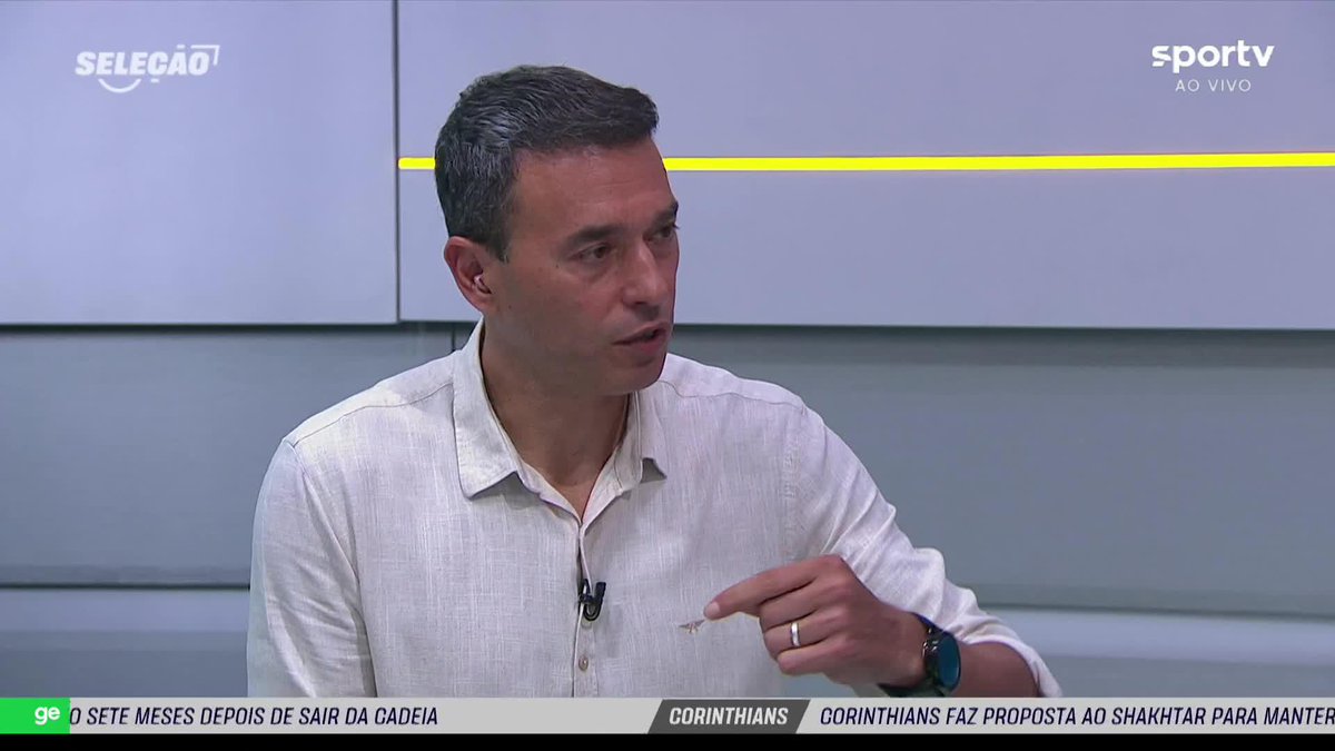 “Mesmo sem estar bem, eu levaria o Gerson para a Seleção Brasileira. O Ancelotti convoca alguns que também não estão bem nos seus times.” 🎙️ Roger Flores, no Sportv. 🎥 sportv | ge