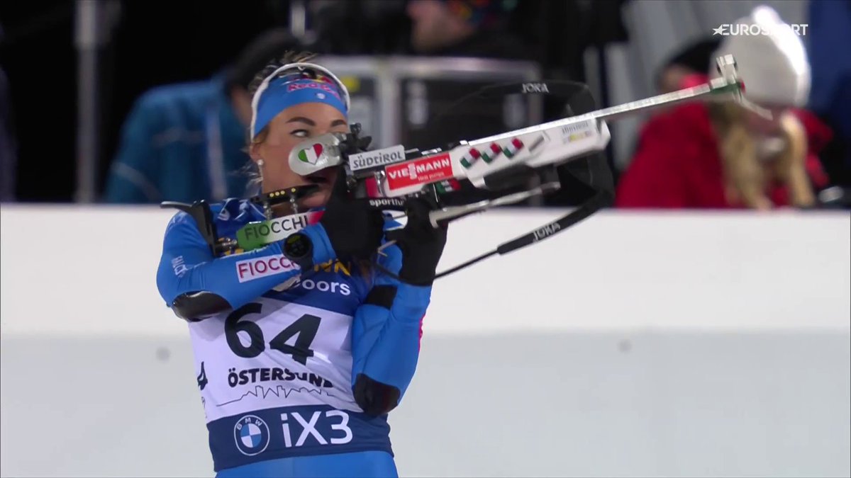 ERA DURISSIMA RIMONTARE! NON PER DOROTHEA 💙💥 Dopo l’ultimo poligono doveva recuperare quasi 10 secondi a Leinamo: con un forcing finale pazzesco è riuscita nell’impresa 🤯 #Wierer #EurosportBiathlon #Biathlon