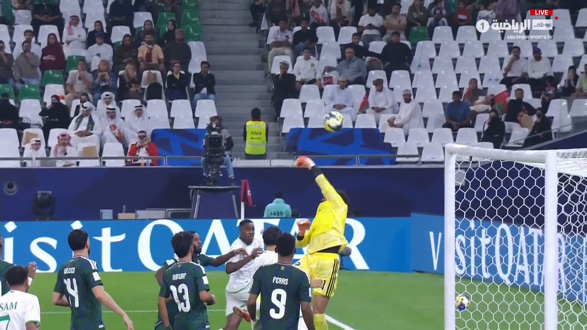 #السعوديه_عمان إنقاذ البطل نواف العقيدي 💪🇸🇦 اهداء لوليد الفراج #وليد_الفراج