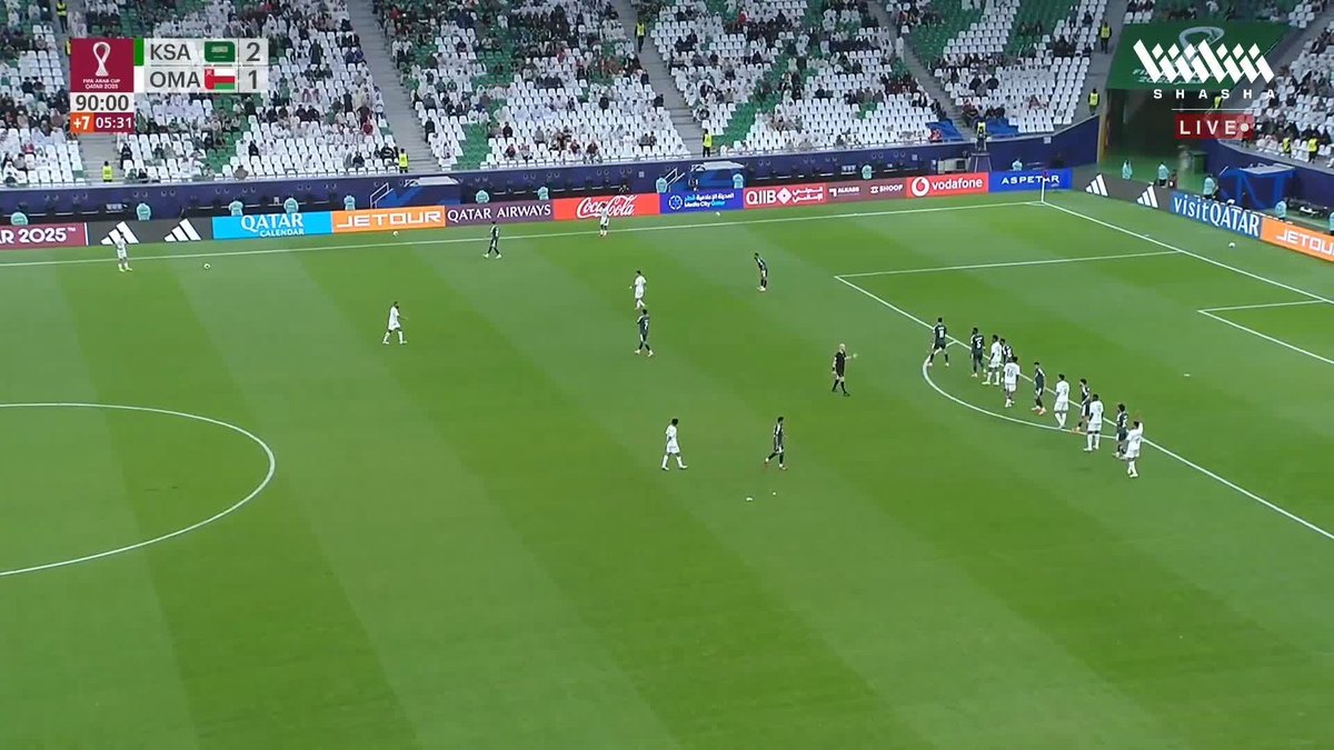 سالم الدوسري يهدر انفراد وفرصة الهدف الثالث السعودي 👀 المنتخب السعودي يتفوق على نظيره العماني في #كأس_العرب_على_شاشا 🏆💫 شاهد الآن مجاناً وبدون تسجيل دخول 📺
