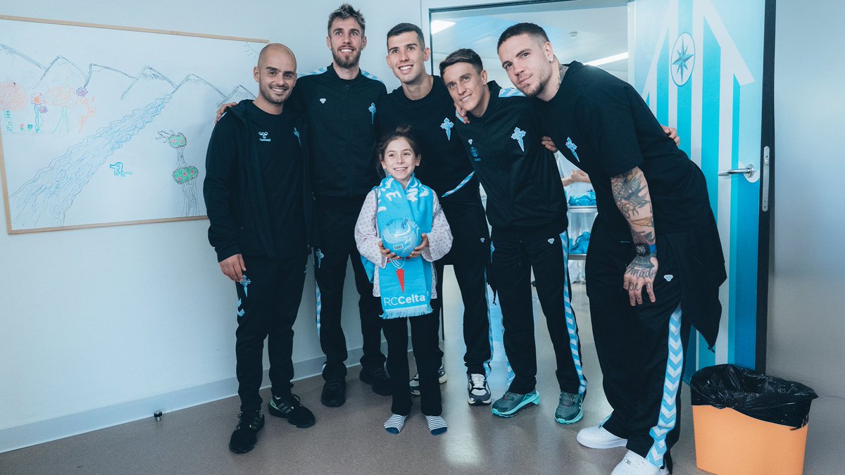 Un día inesquecible na vosa loita diaria. A visita do Celta e da Fundación Celta ao Hospital Álvaro Cunqueiro nestas datas tan especiais. Sempre por vós. Sempre pola nosa xente. Sempre Celta.
