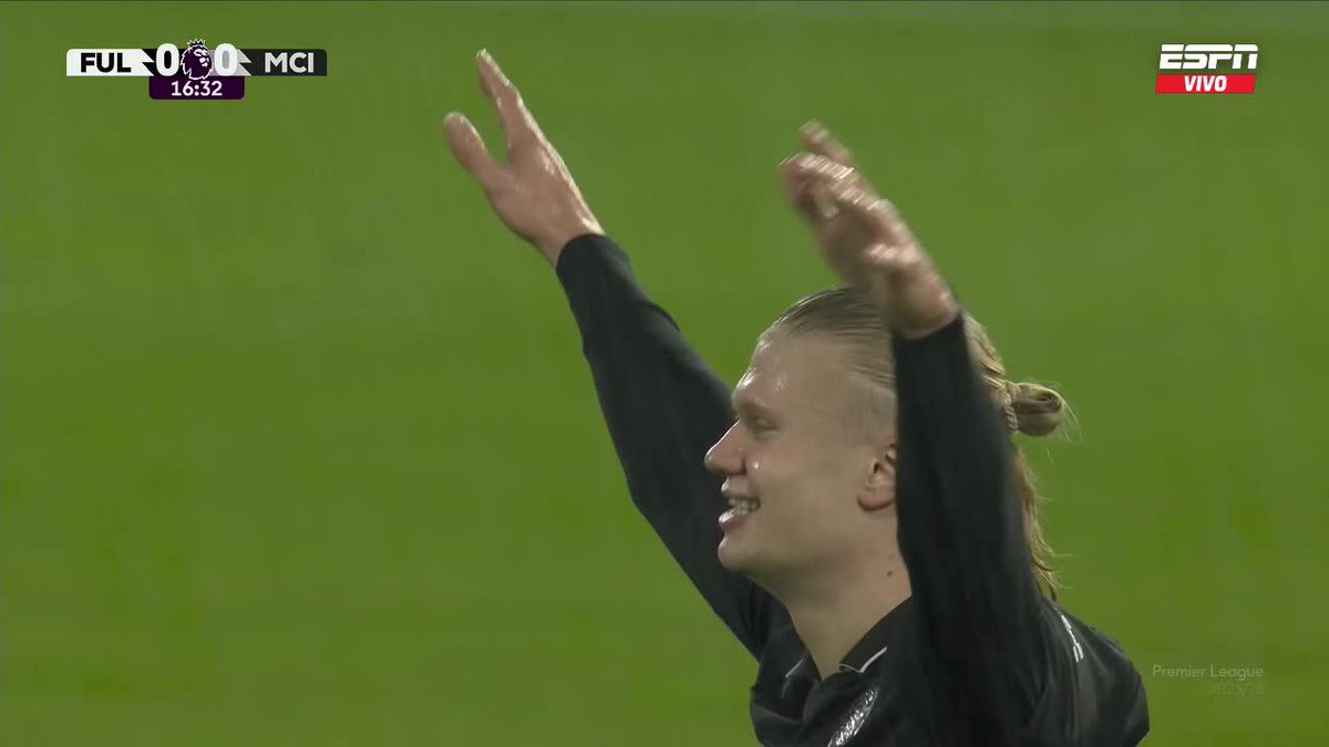 🇳🇴🤖 ERLING HAALAND Y SU GOL 100 POR PREMIER LEAGUE, PARA ABRIR EL PARTIDO VS. FULHAM. El el jugador que MÁS RÁPIDO alcanzó el centenar de goles en PL, con 111 partidos jugados. Sí, casi un gol por partido. 🤯