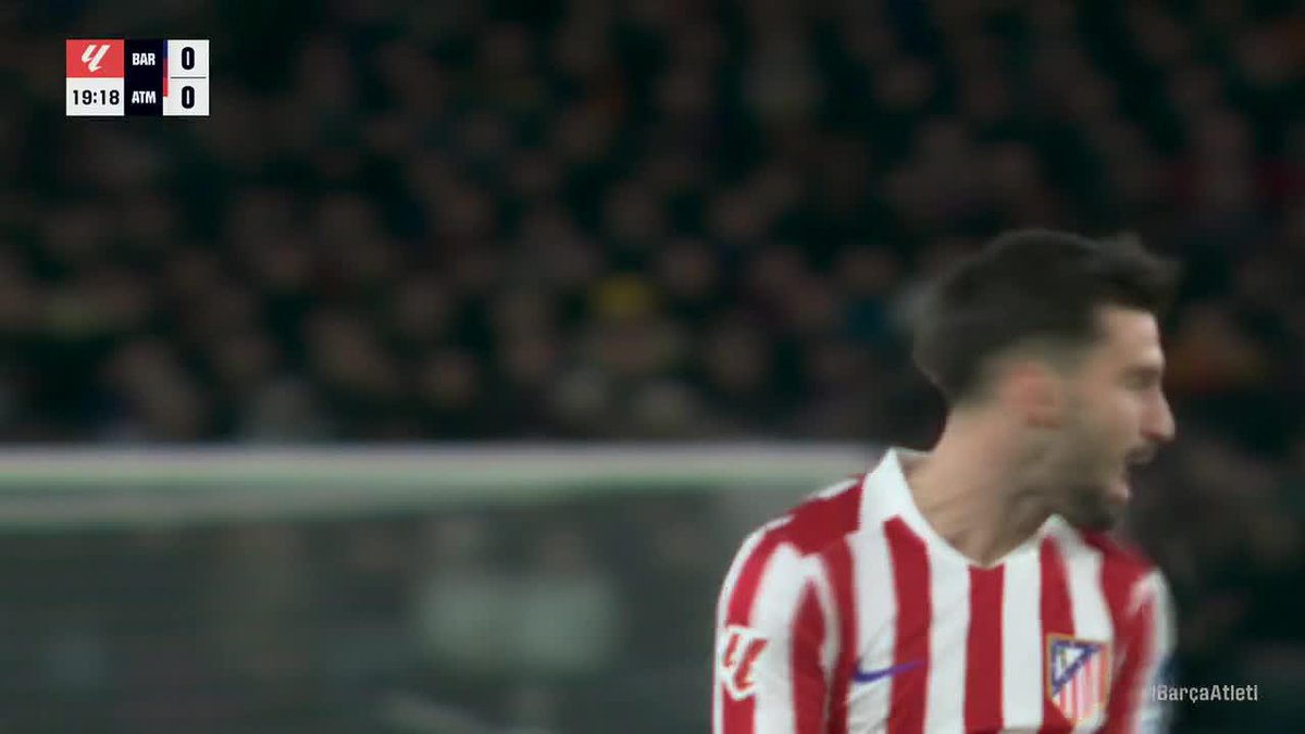 PEDRI WITH A BEAUTIFUL ASSIST TO RAPHINHA TO EQUALIZE STRAIGHT AWAY! WHAT A BALL 🎯