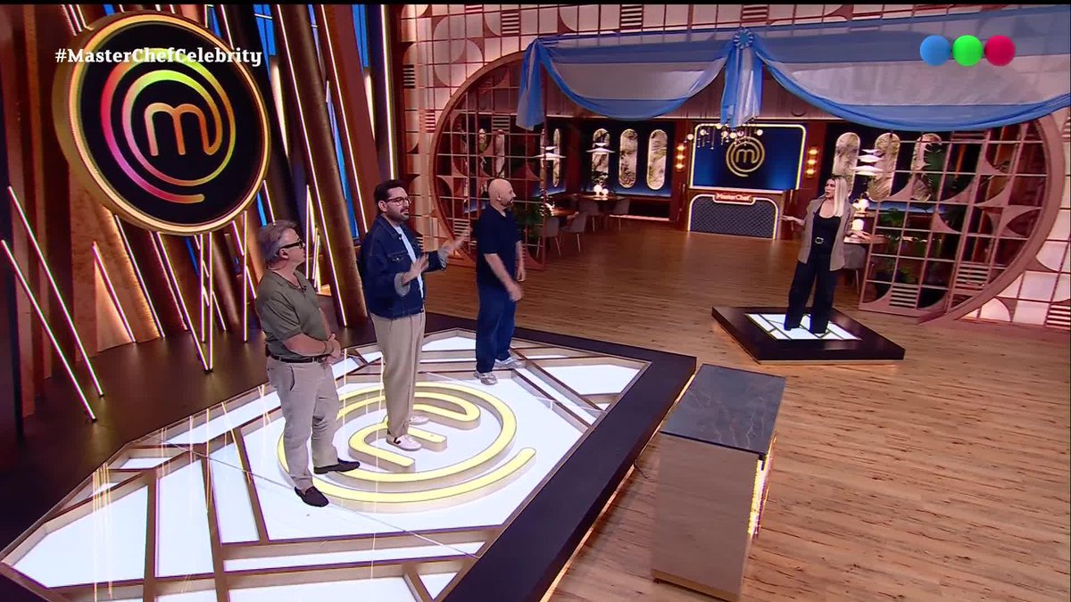 Wanda nara arrancó el programa tranqui y contó que quiere que su cara este en los billetes 🇦🇷 Mirá #MasterchefCelebrity ahora por Telefe con Badbitch o por @StreamMaxLA